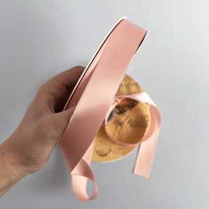 Лента атлас Ding Xin 2.5 см * 90 м - #0203 Персиковый. Photo 3